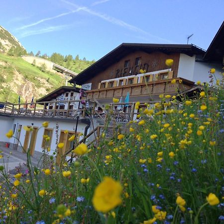 Rifugio Capanna Bill Hotell Rocca Pietore Exteriör bild
